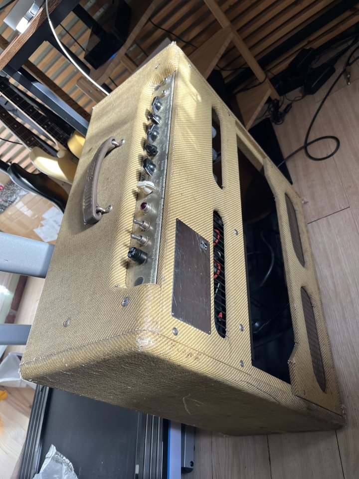 Fender Bassman 59 Reissue de los 90's modificado a vintage 5f6a