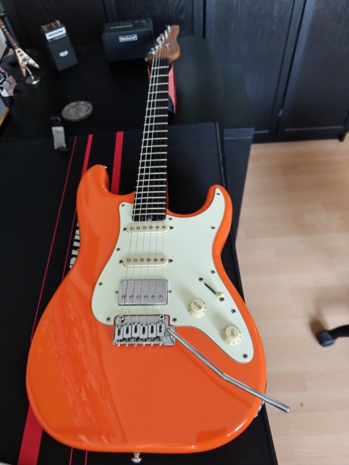 Schecter Nick Jhonston de segunda mano · Foto 1 de 7 · Ciudad Real · 575 €