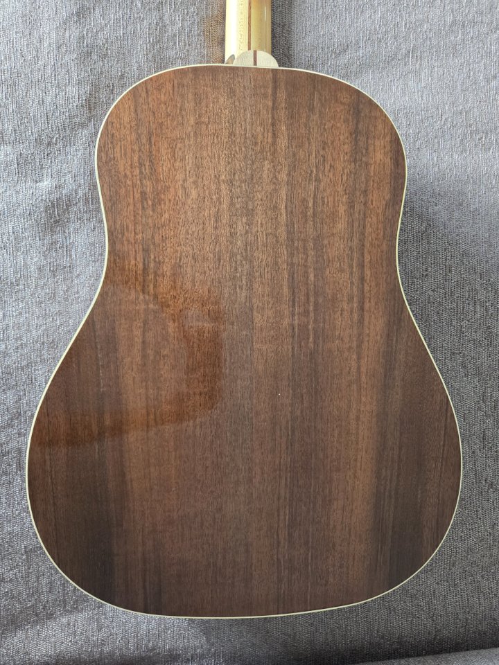 Gibson J-15. Antique Natural. Made in USA. de segunda mano · Foto 6 de 10 · Cádiz · 1100 €
