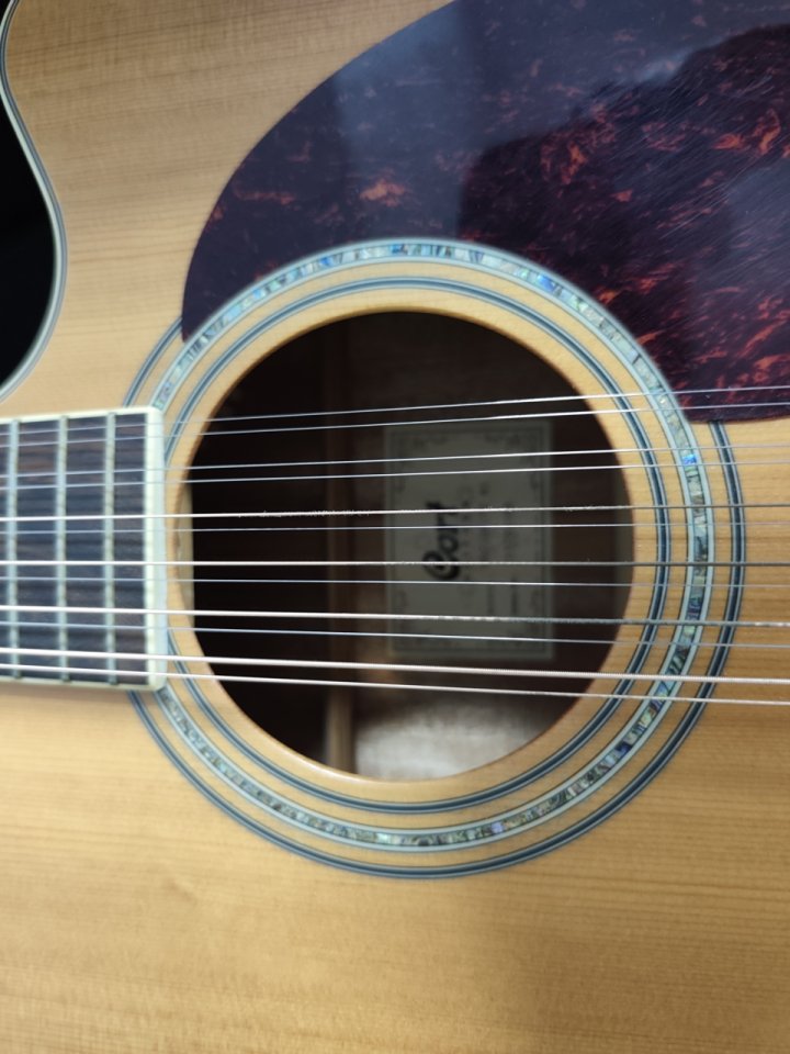 Electroacústica 12 strings Cort MR 710 de segunda mano · Foto 1 de 2 · Málaga · 275 €