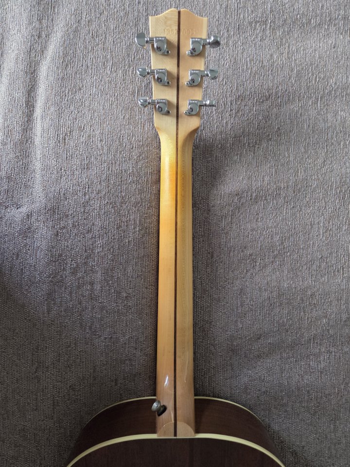 Gibson J-15. Antique Natural. Made in USA. de segunda mano · Foto 7 de 10 · Cádiz · 1100 €