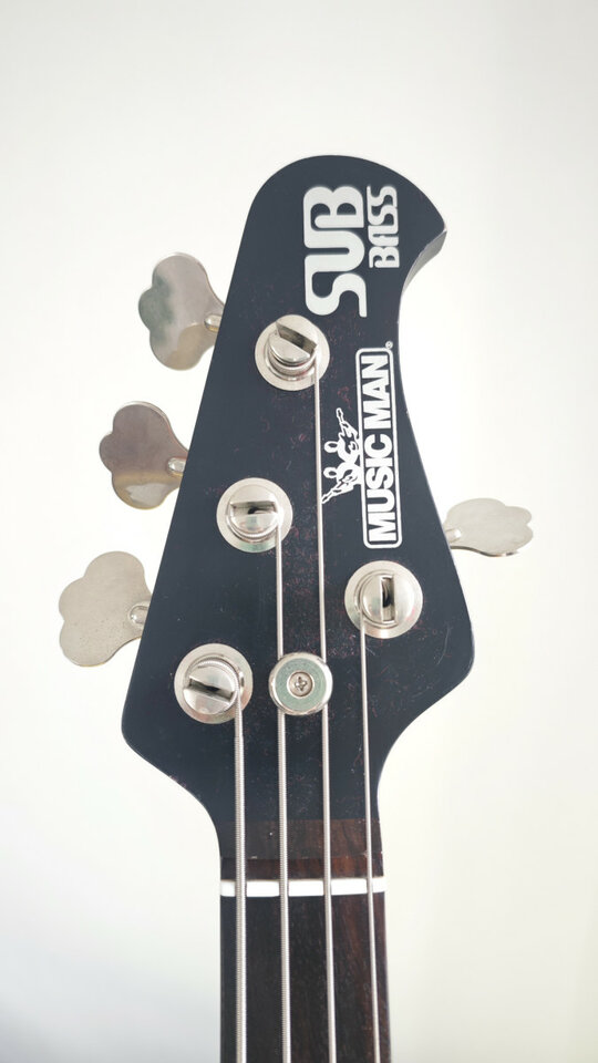 Bajo Musicman SUB usa