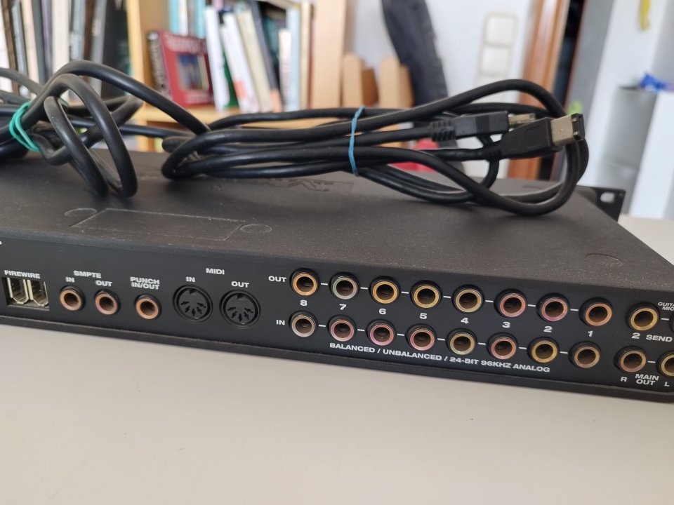 Motu 828 MK2 FW de segunda mano · Foto 5 de 5 · Barcelona · 140 €