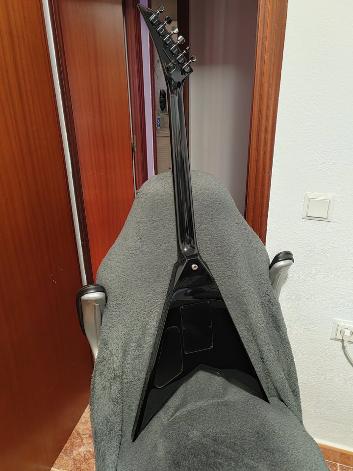 Jackson KV2 King V BK USA de segunda mano · Foto 4 de 9 · Alicante · 2500 €