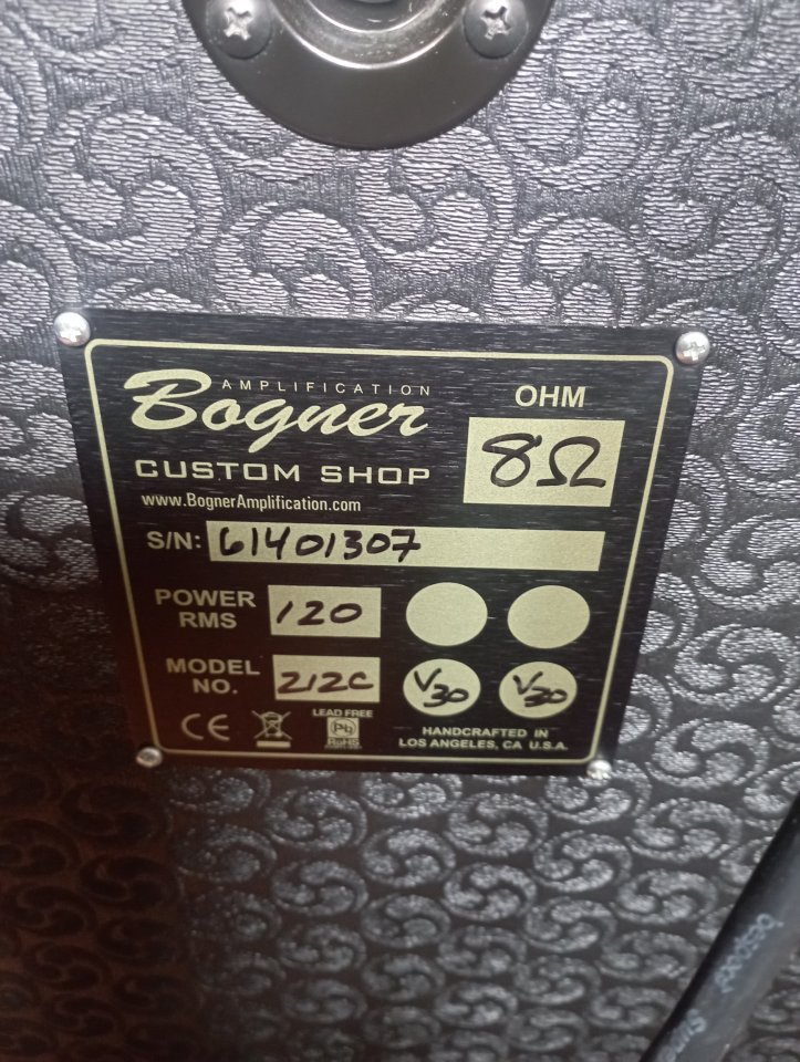 Cabezal y pantalla Bogner Goldfinger 45 de segunda mano · Foto 8 de 8 · Teruel · 2400 €