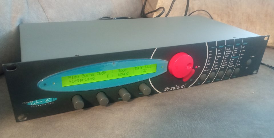 Waldorf Microwave 2. Wavetable synth