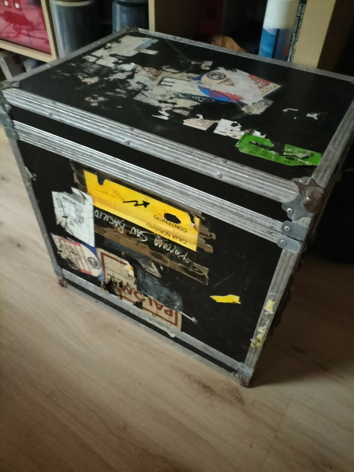 Fly case Rack profesional de 8U de rack.