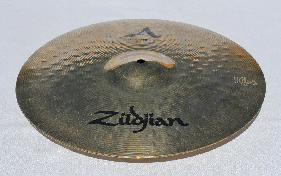 Hi Hat Zildjian Heavy Brilliant 15" (RESERVADO) de segunda mano · Foto 10 de 10 · Segovia · 350 €
