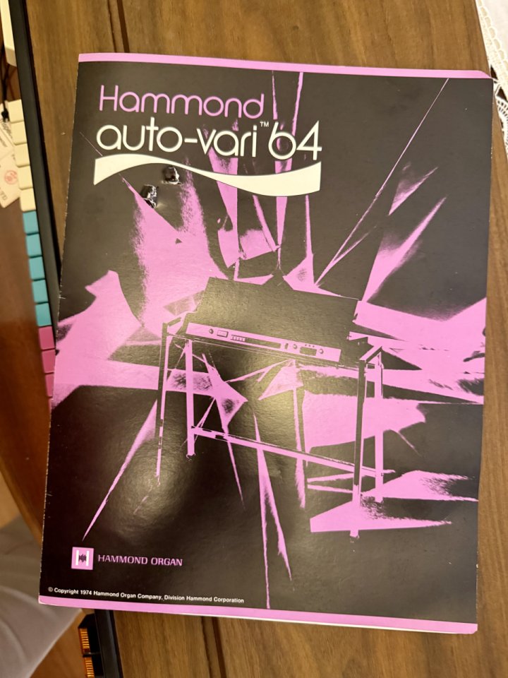 Caja de ritmo HAMMOND Auto-Vario 64