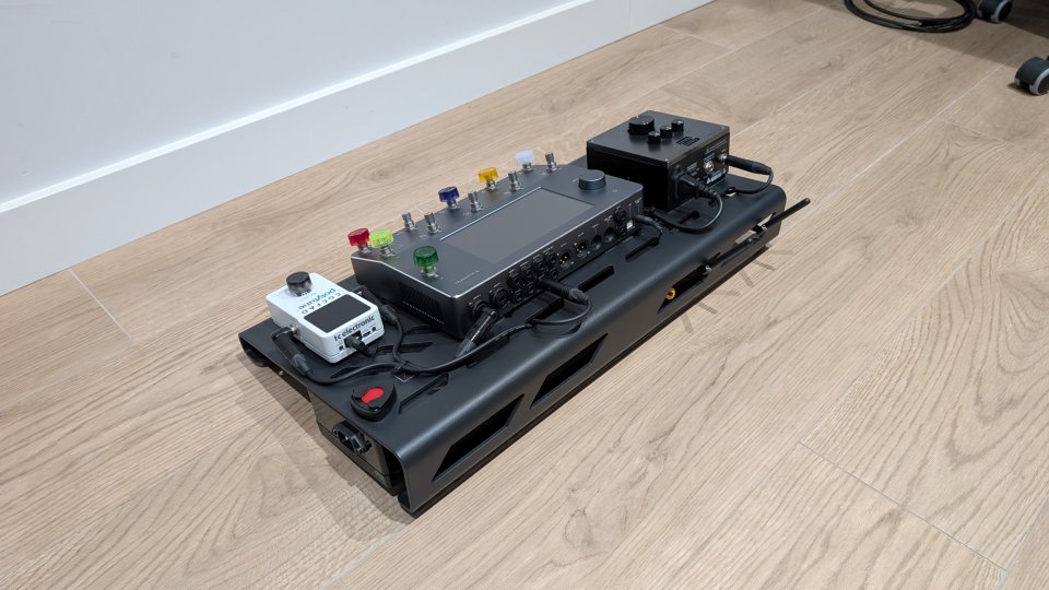 Pedalera Quad Cortex EW-D Power Stage 170 PolyTune 3