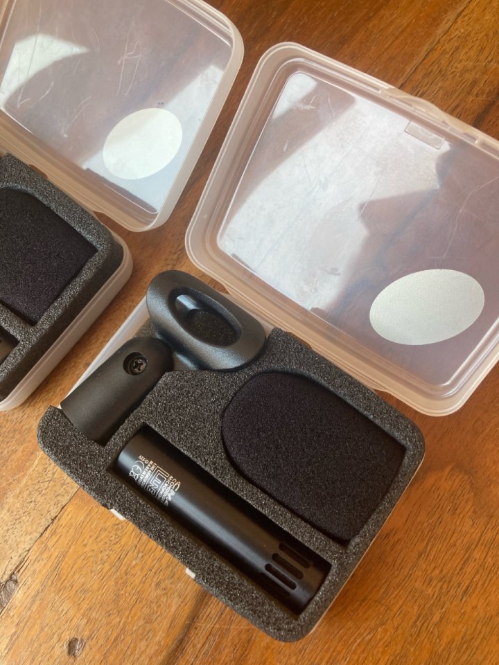 Pareja de micrófonos Line Audio CM4 de segunda mano · Foto 3 de 3 · Barcelona · 180 €