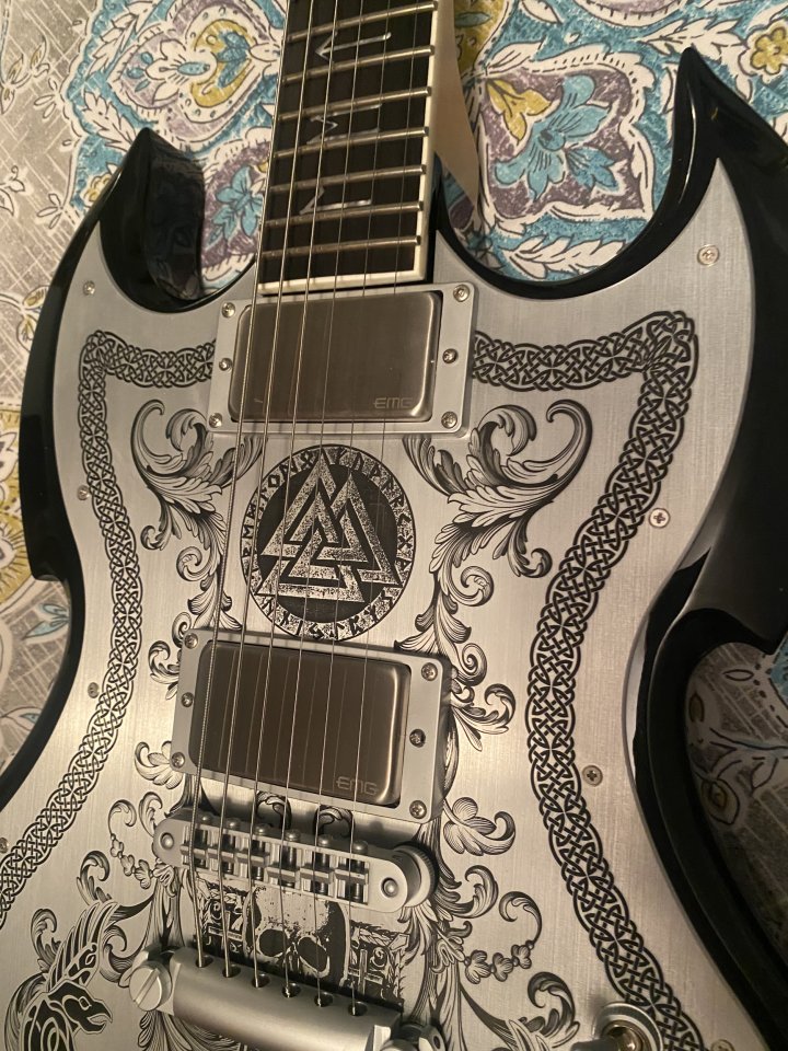 Wylde Audio IronWorks Barbarian + Estuche Oficial de segunda mano · Foto 4 de 9 · Tarragona · 2500 €