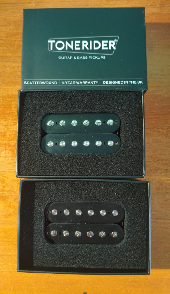 Set humbuckers Tonerider Alnico II Classic de segunda mano · Foto 1 de 3 · Madrid · 90 €