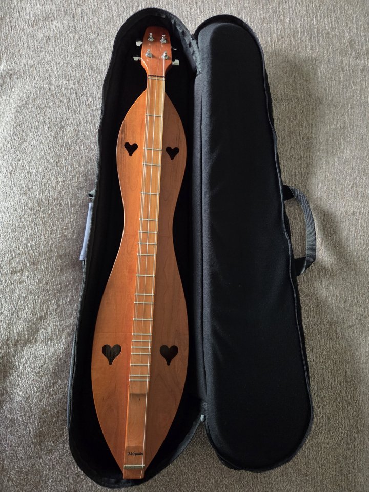 McSpadden Dulcimer 4FHCC. Made in USA. de segunda mano · Foto 7 de 10 · Cádiz · 350 €