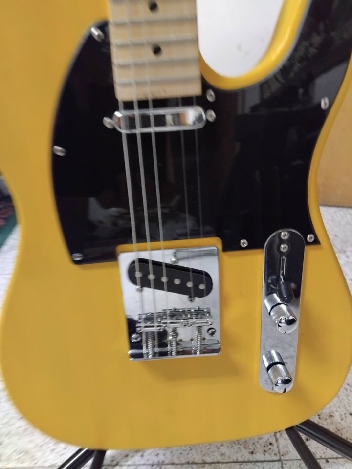 Telecaster de KIT de segunda mano · Foto 5 de 5 · Huesca · 50 €