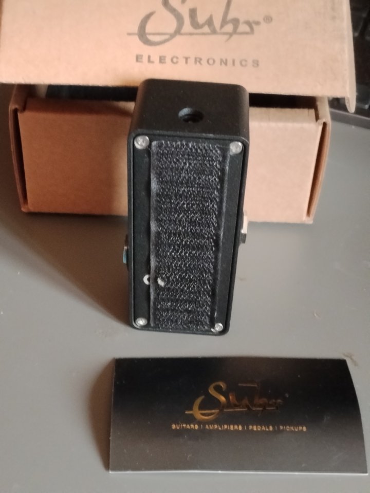 Suhr Riot Mini Black Limited Edition de segunda mano · Foto 3 de 5 · Madrid · 99 €