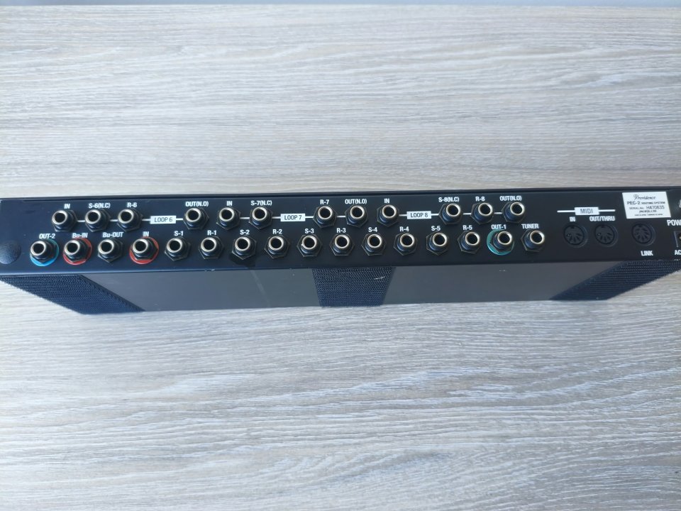 [VENTA] Providence PEC-2 Routing System + Fuente Original 9VAC (Japón) de segunda mano · Foto 4 de 5 · Pontevedra · 400 €