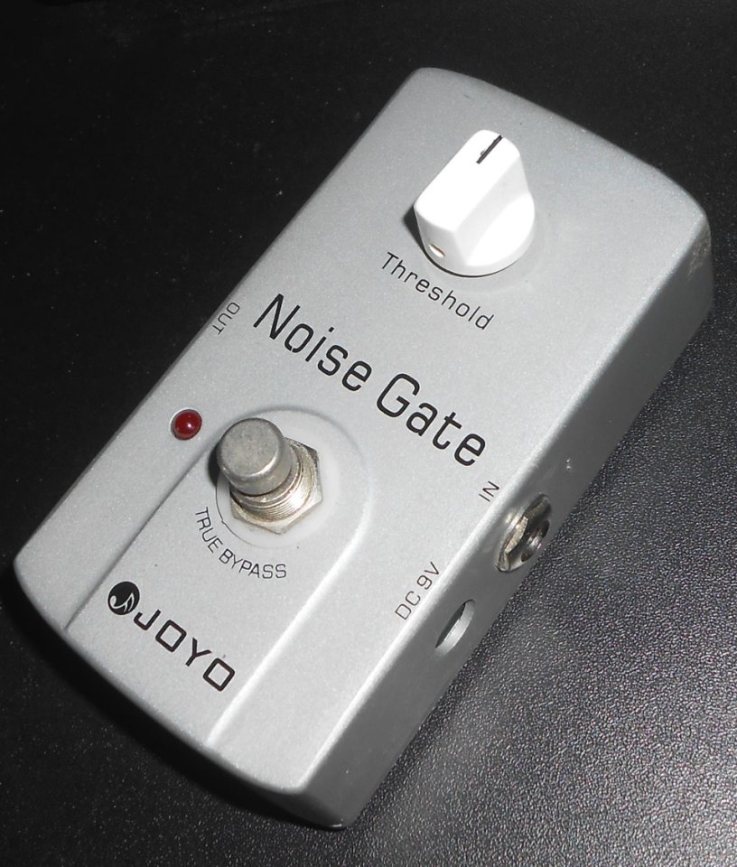 Pedal guitarra JOYO Noise Gate + Fuente alimentación. de segunda mano · Foto 1 de 7 · Barcelona · 30 €