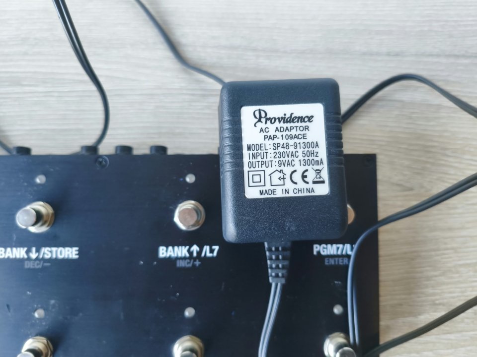 [VENTA] Providence PEC-2 Routing System + Fuente Original 9VAC (Japón) de segunda mano · Foto 5 de 5 · Pontevedra · 400 €
