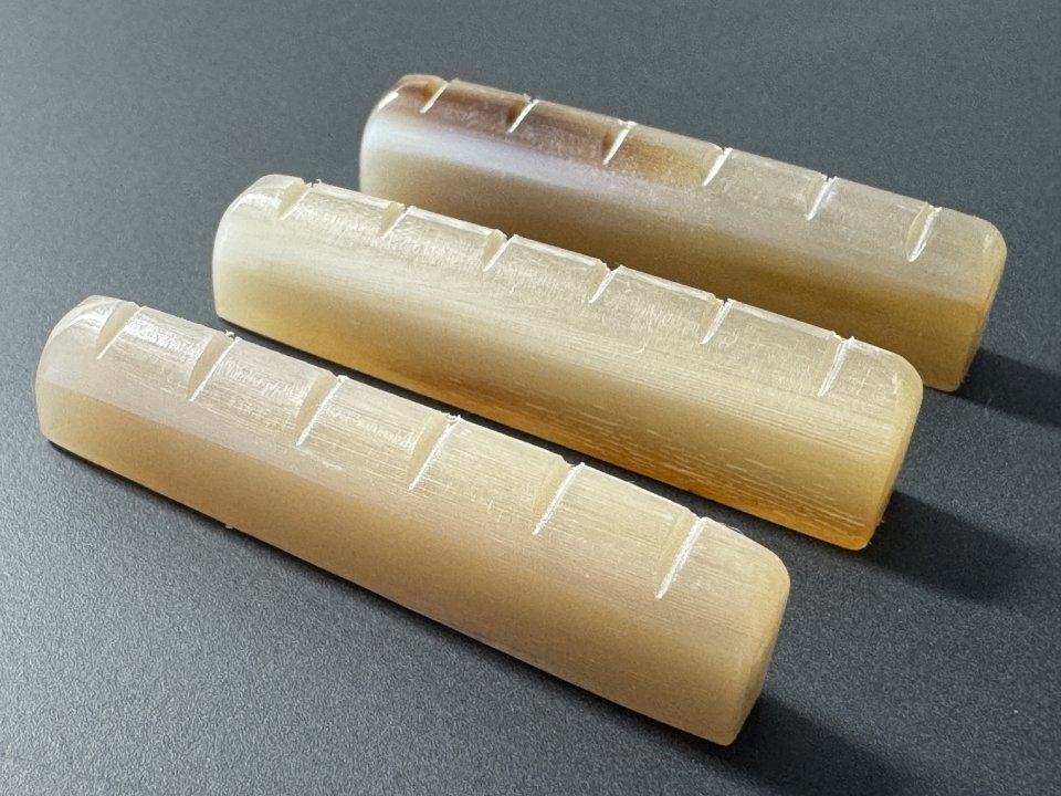 Cejuela de Cuerno de buey ambar de segunda mano · Foto 1 de 3 · Gipuzkoa · 10 €