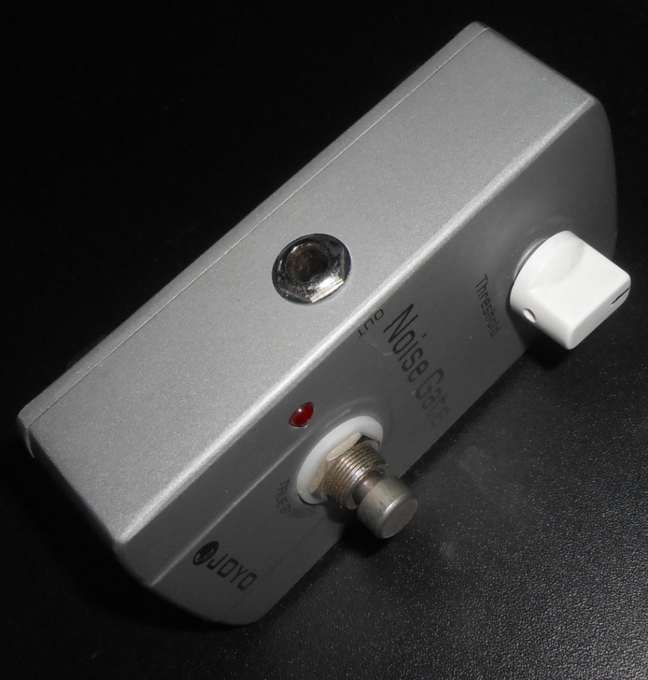 Pedal guitarra JOYO Noise Gate + Fuente alimentación. de segunda mano · Foto 2 de 7 · Barcelona · 30 €