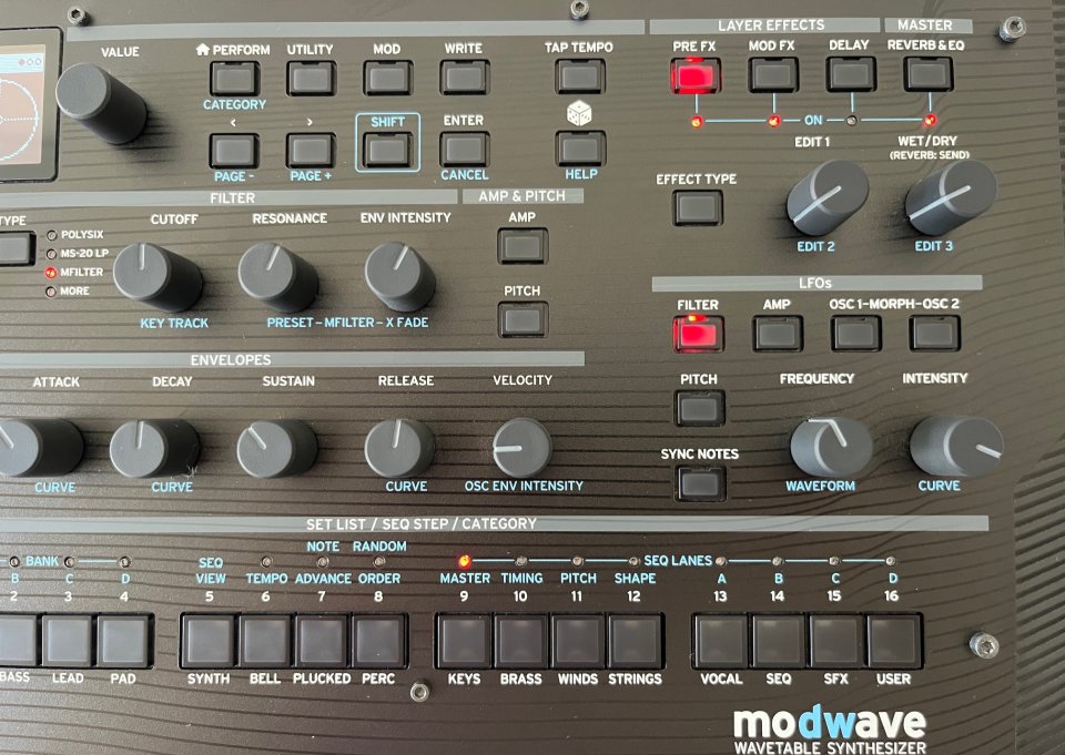 Korg Modwave MK 1 de segunda mano · Foto 2 de 8 · A Coruña · 330 €