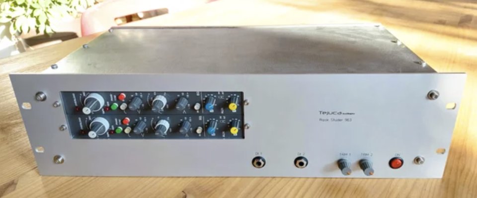 2 canales preamp + Eq Studer 963 en 3 unidades de rack de segunda mano · Foto 2 de 3 · Madrid · 1250 €