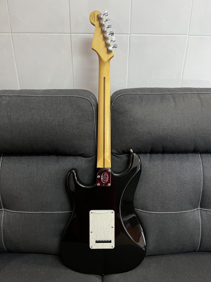 Fender Stratocaster Deluxe 50th Montego Black