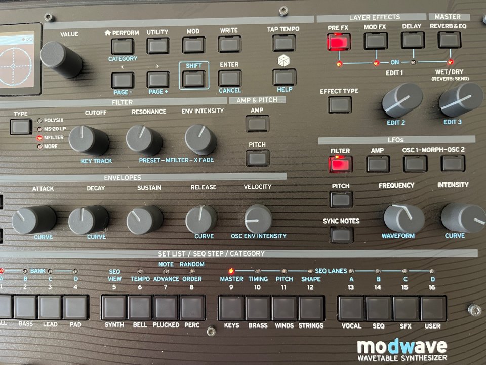 Korg Modwave MK 1 de segunda mano · Foto 5 de 8 · A Coruña · 330 €