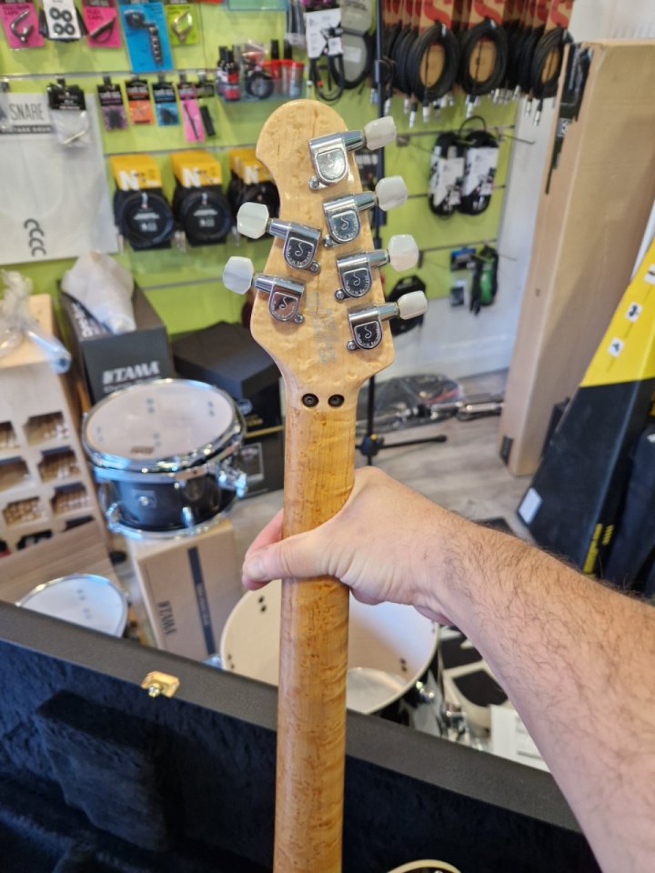 Musicman Axis 97 de las primeras. de segunda mano · Foto 3 de 7 · Navarra · 1999 €