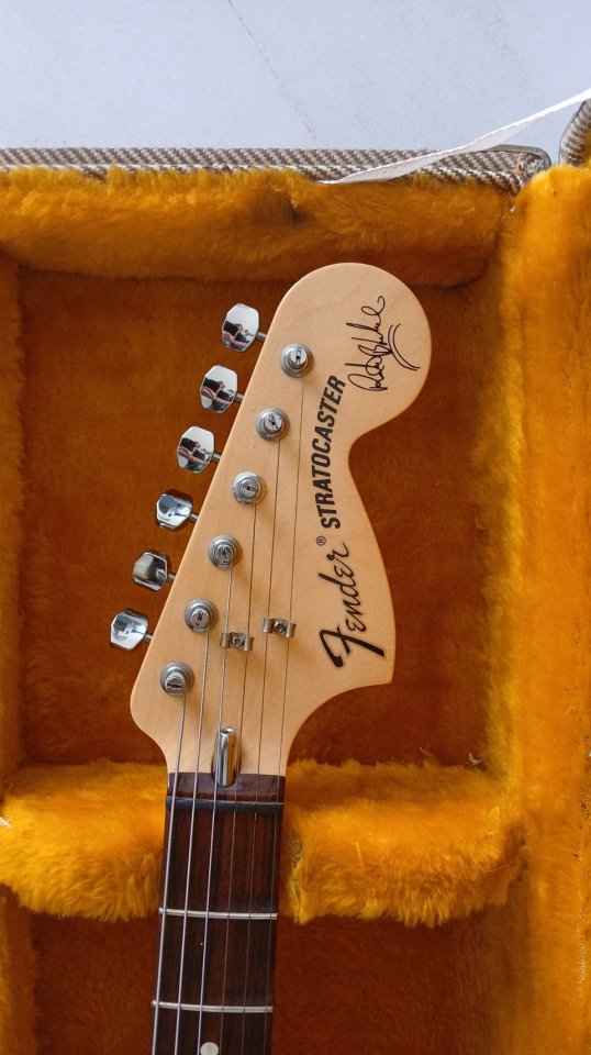 Fender Stratocaster 70 Ritchie Blackmore signature totalmente original como nueva