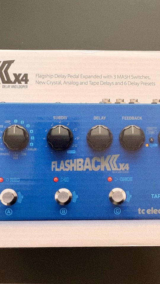Pedal Delay TC Electronic Flashback 2 x4 de segunda mano · Foto 3 de 3 · Granada · 130 €