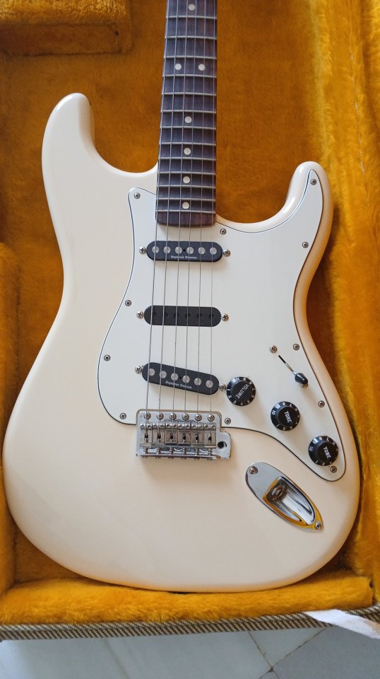 Fender Stratocaster 70 Ritchie Blackmore signature totalmente original como nueva