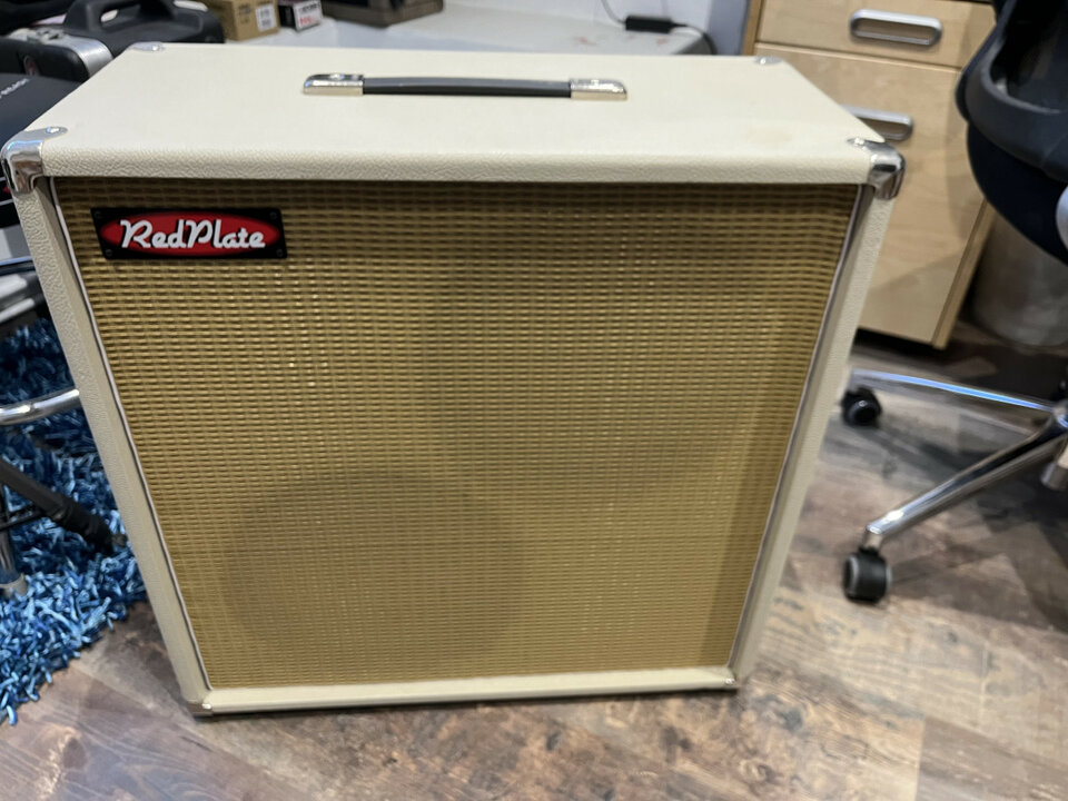 O cambio: Pantalla Red plate 2x12 Celestion H12 Vintage 30