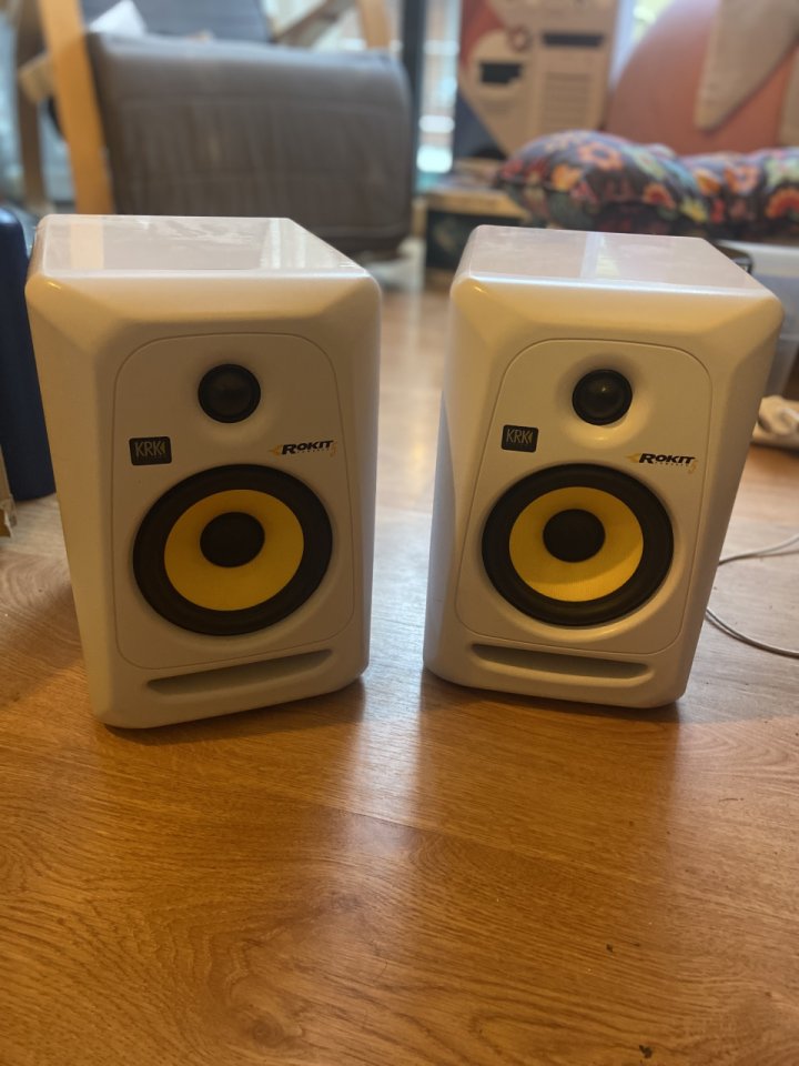 Monitores KRK Rokit 5