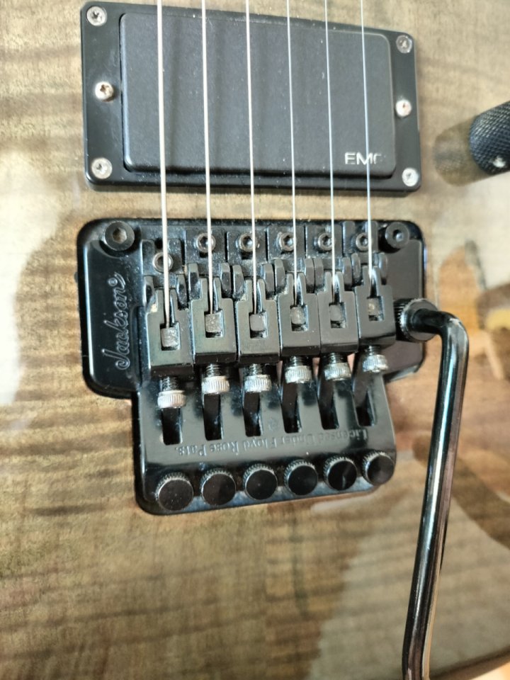 Jackson DKMG Dinky 2004 MIJ EMG 81/85 + estuche