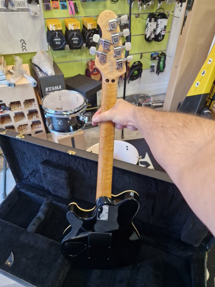 Musicman Axis 97 de las primeras. de segunda mano · Foto 6 de 7 · Navarra · 1999 €