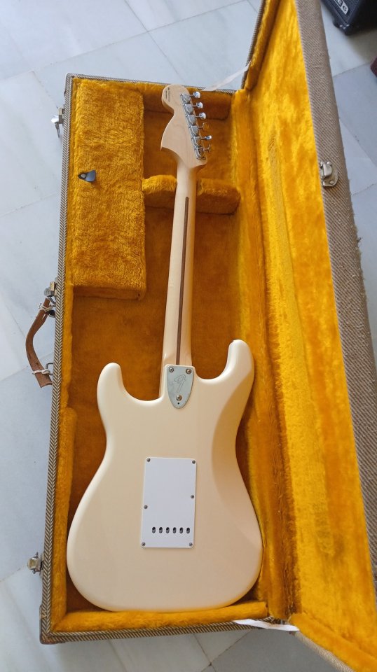 Fender Stratocaster 70 Ritchie Blackmore signature totalmente original como nueva