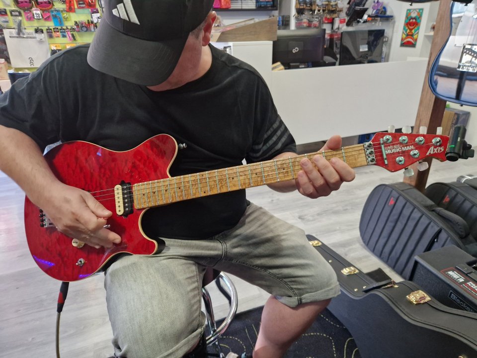 Musicman Axis 97 de las primeras. de segunda mano · Foto 7 de 7 · Navarra · 1999 €