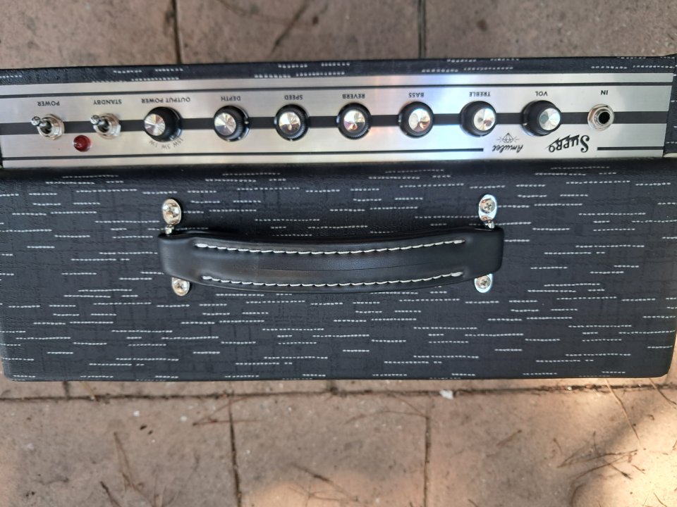 Amplificador Supro Amulet 1x10 15 watios