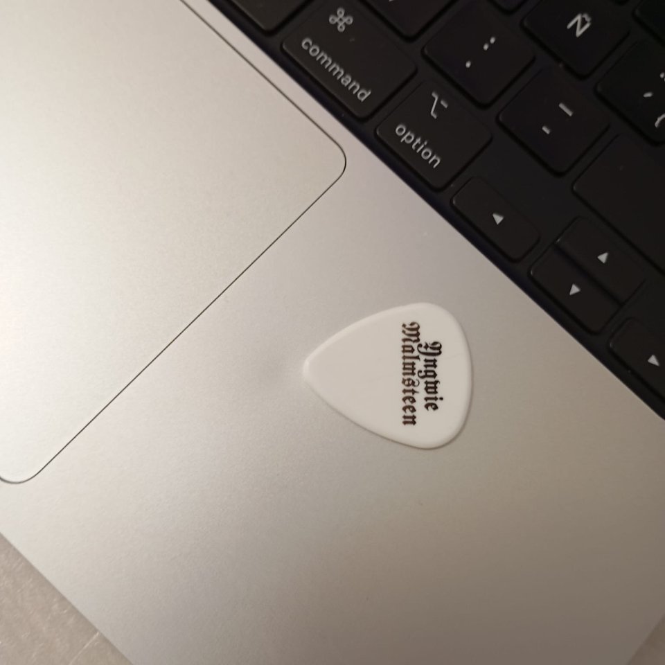 MacBook Pro 14P  2021 M1 Pro 32GB 1Tb ssd, garantía-  RESERVADO