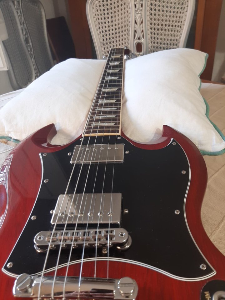 GIBSON SG STANDARD de segunda mano · Foto 2 de 10 · Murcia · 1200 €