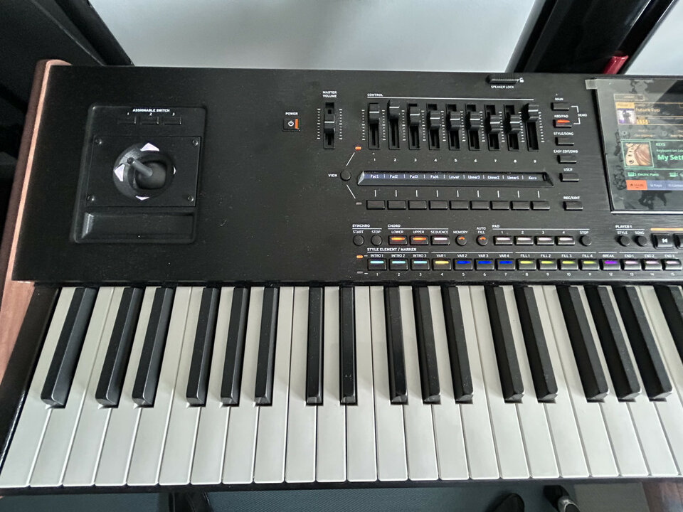 KORG PA5X 88 teclas a estrenar de segunda mano · Foto 2 de 4 · Bizkaia · 3700 €