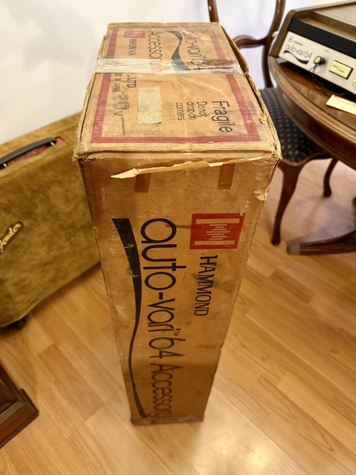 Caja de ritmo HAMMOND Auto-Vario 64