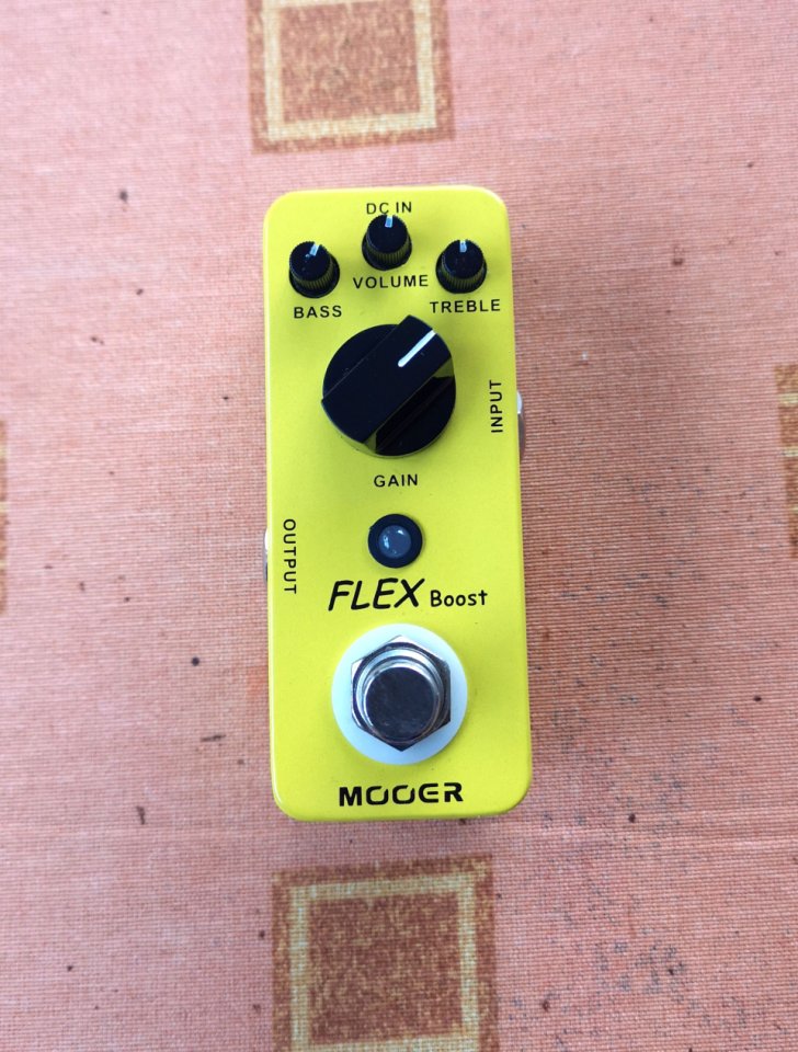 Pedal boost-overdrive Mooer Flex Boost de segunda mano · Foto 1 de 3 · Madrid · 35 €