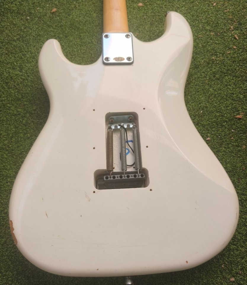 Stratocaster MC-ART de segunda mano · Foto 5 de 8 · Alicante · 150 €