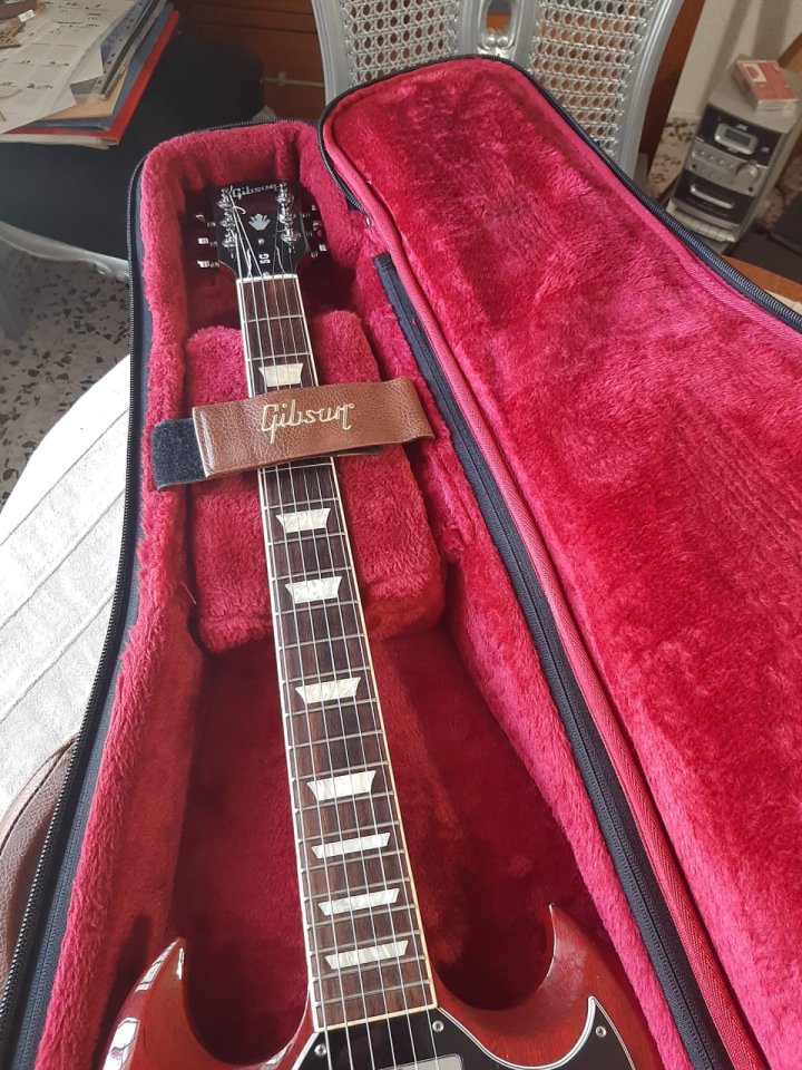 GIBSON SG STANDARD de segunda mano · Foto 3 de 10 · Murcia · 1200 €