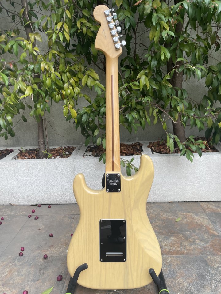 2012 Fender FSR American Special Stratocaster - Vintage Blonde - Ash Grey de segunda mano · Foto 5 de 9 · Pontevedra · 1500 €