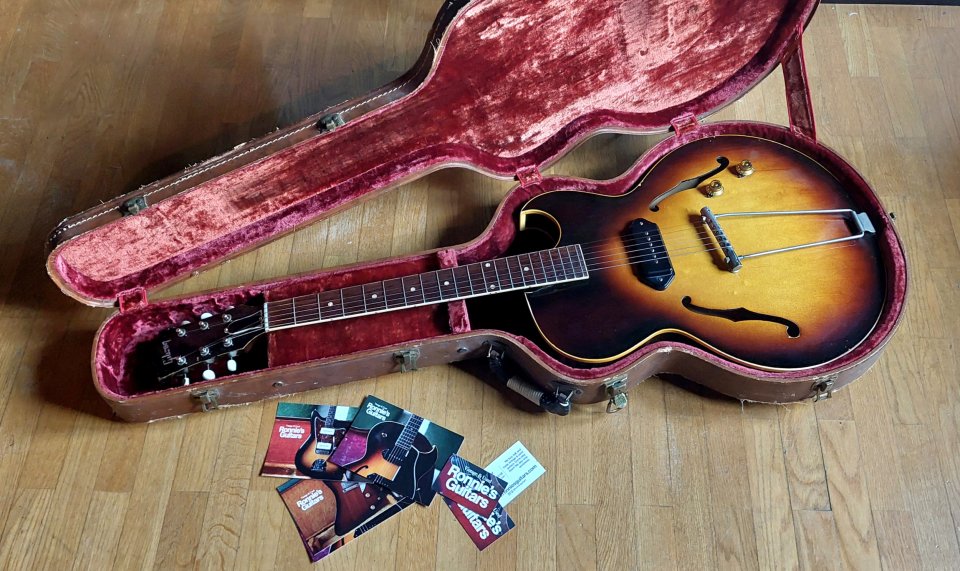 Gibson ES-225T (1956) + estuche original de segunda mano · Foto 1 de 10 · Asturias · 4800 €