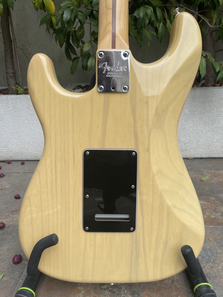 2012 Fender FSR American Special Stratocaster - Vintage Blonde - Ash Grey de segunda mano · Foto 6 de 9 · Pontevedra · 1500 €
